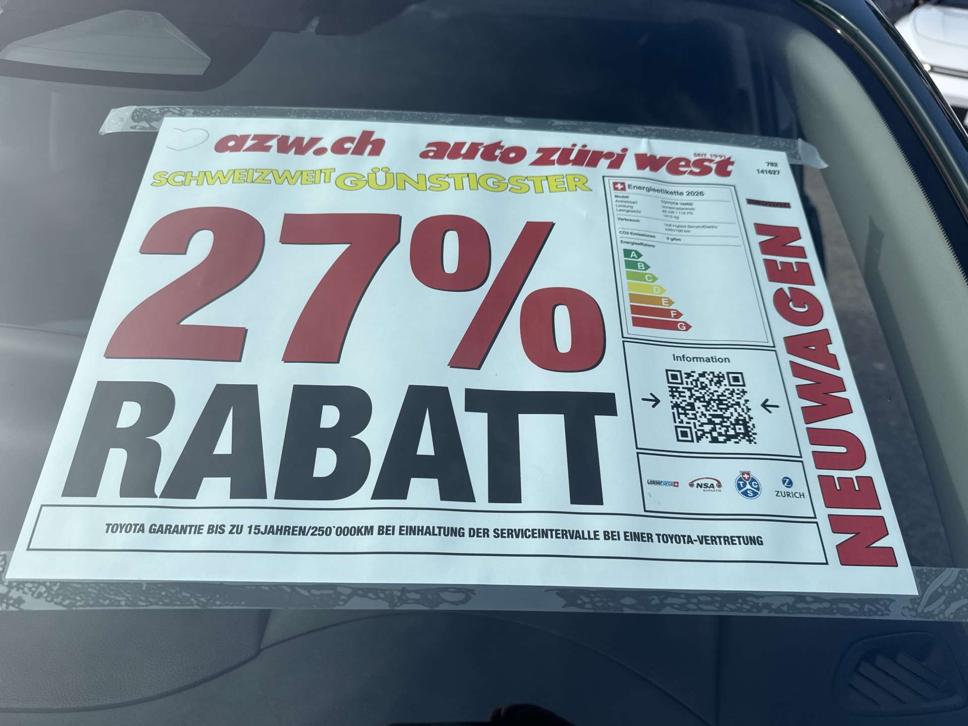 TOYOTA Yaris 1.5 Trend e-CVT Automat-showroom-element-3