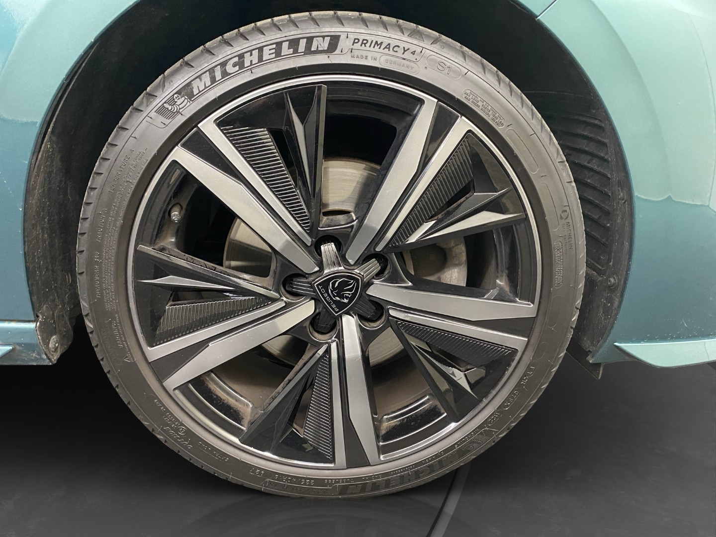 PEUGEOT 308 SW 1.2 Pure Tech GT Pack EAT8-image-17