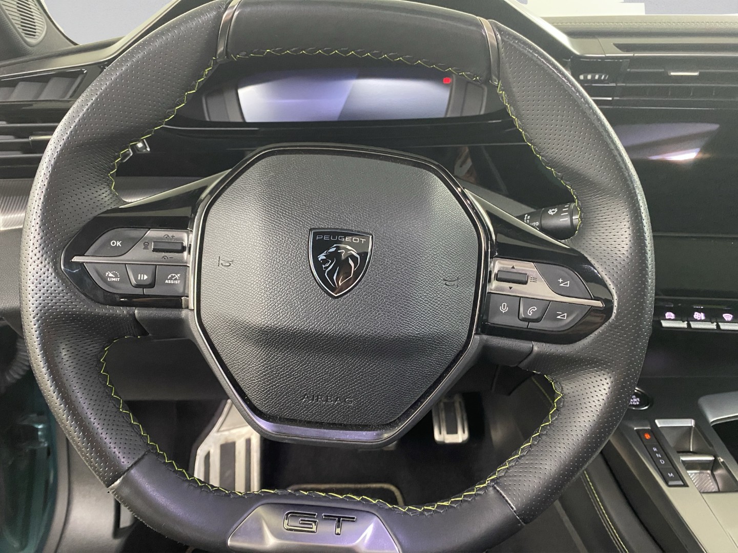 PEUGEOT 308 SW 1.2 Pure Tech GT Pack EAT8-image-9