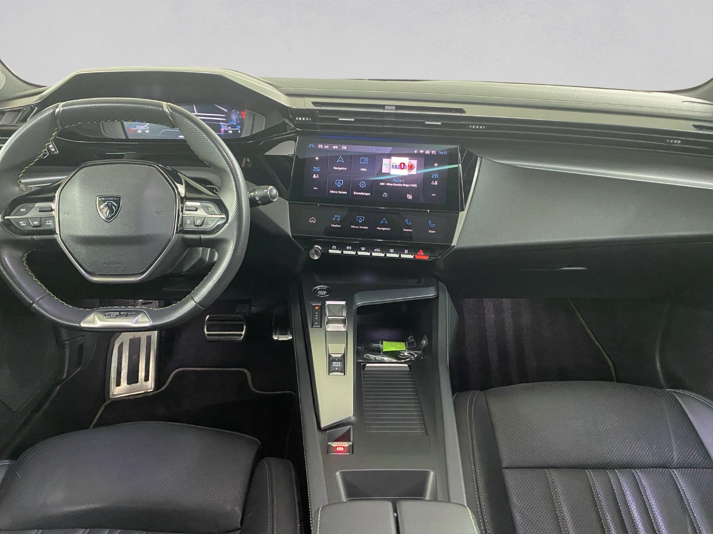 PEUGEOT 308 SW 1.2 Pure Tech GT Pack EAT8-image-12