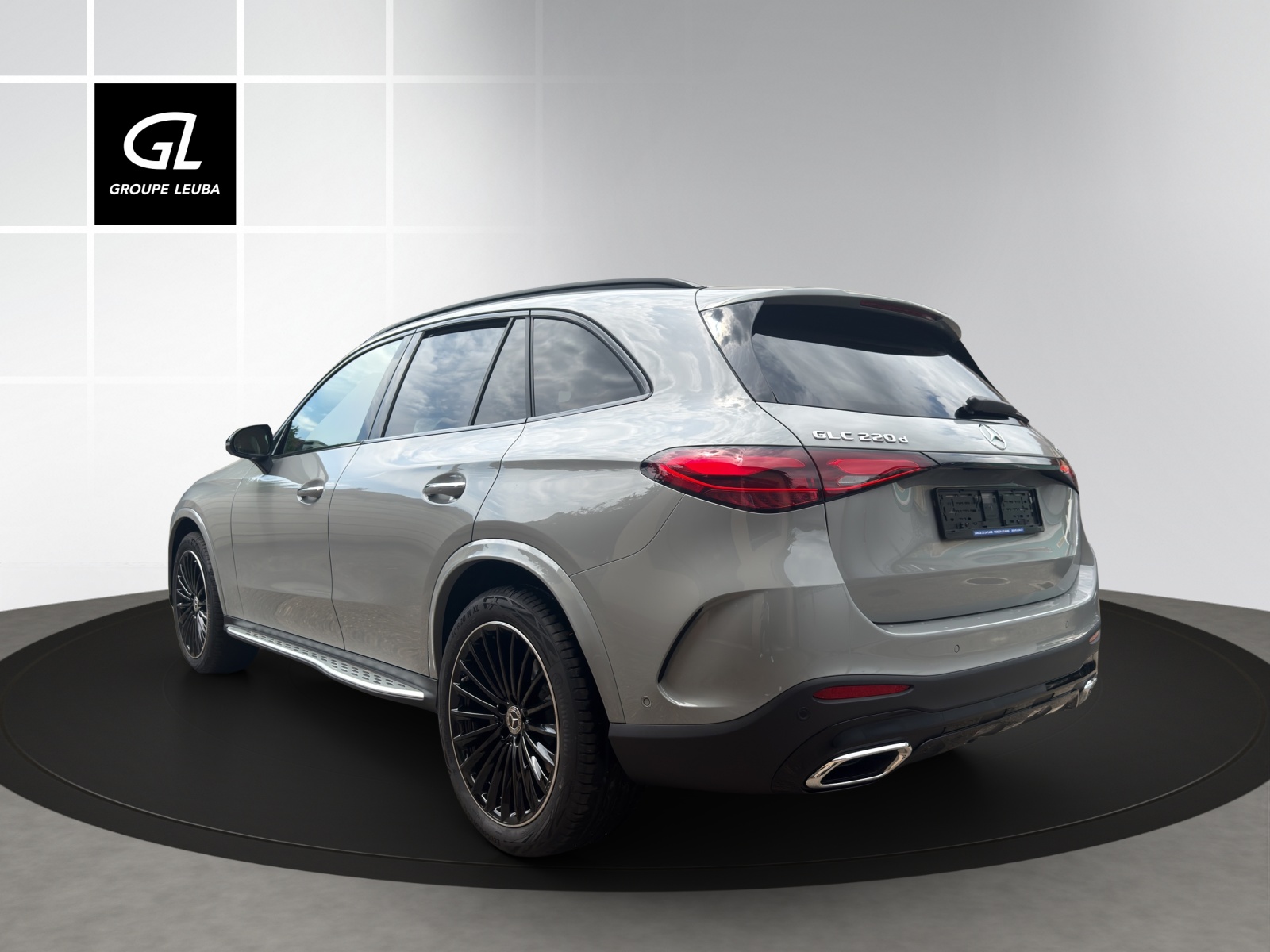 MERCEDES-BENZ GLC 220 d 4Matic 9G-Tronic-showroom-element-3