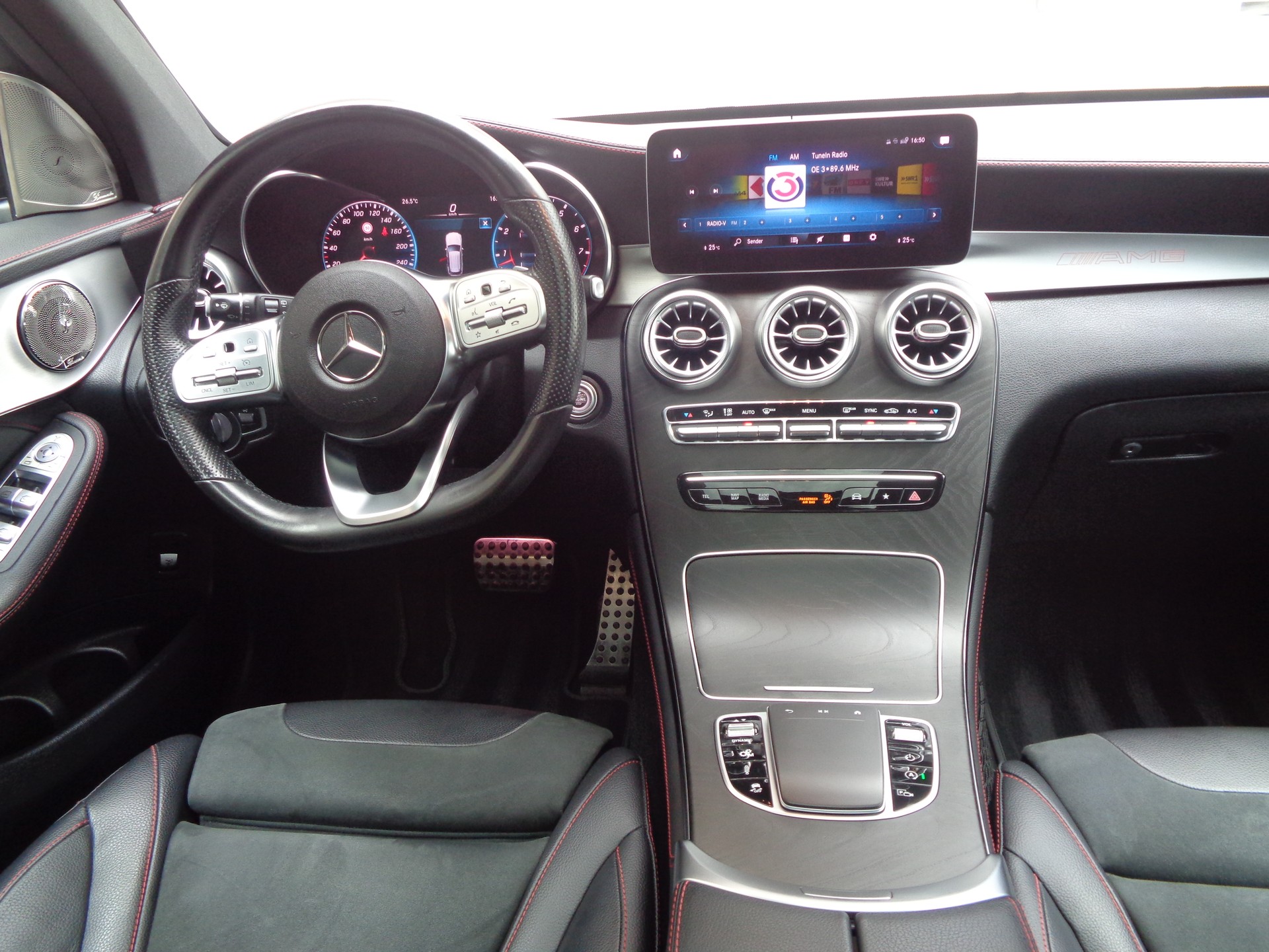 MERCEDES-BENZ GLC 43 AMG 4Matic 9G-Tronic-image-15