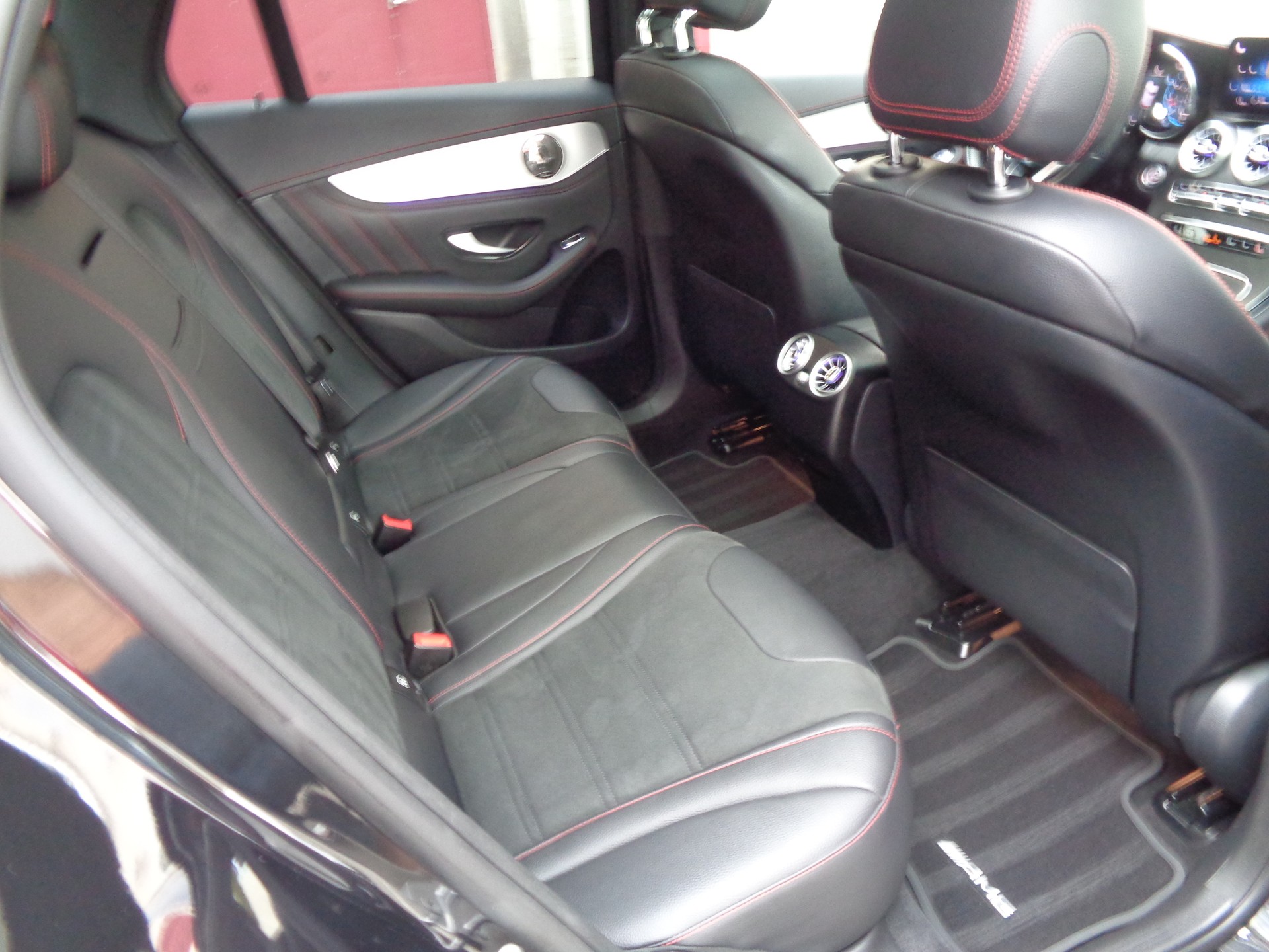 MERCEDES-BENZ GLC 43 AMG 4Matic 9G-Tronic-image-9