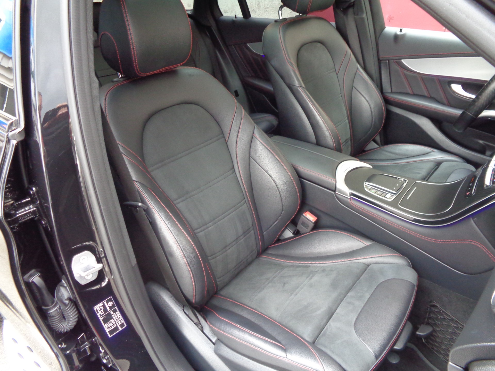 MERCEDES-BENZ GLC 43 AMG 4Matic 9G-Tronic-image-12