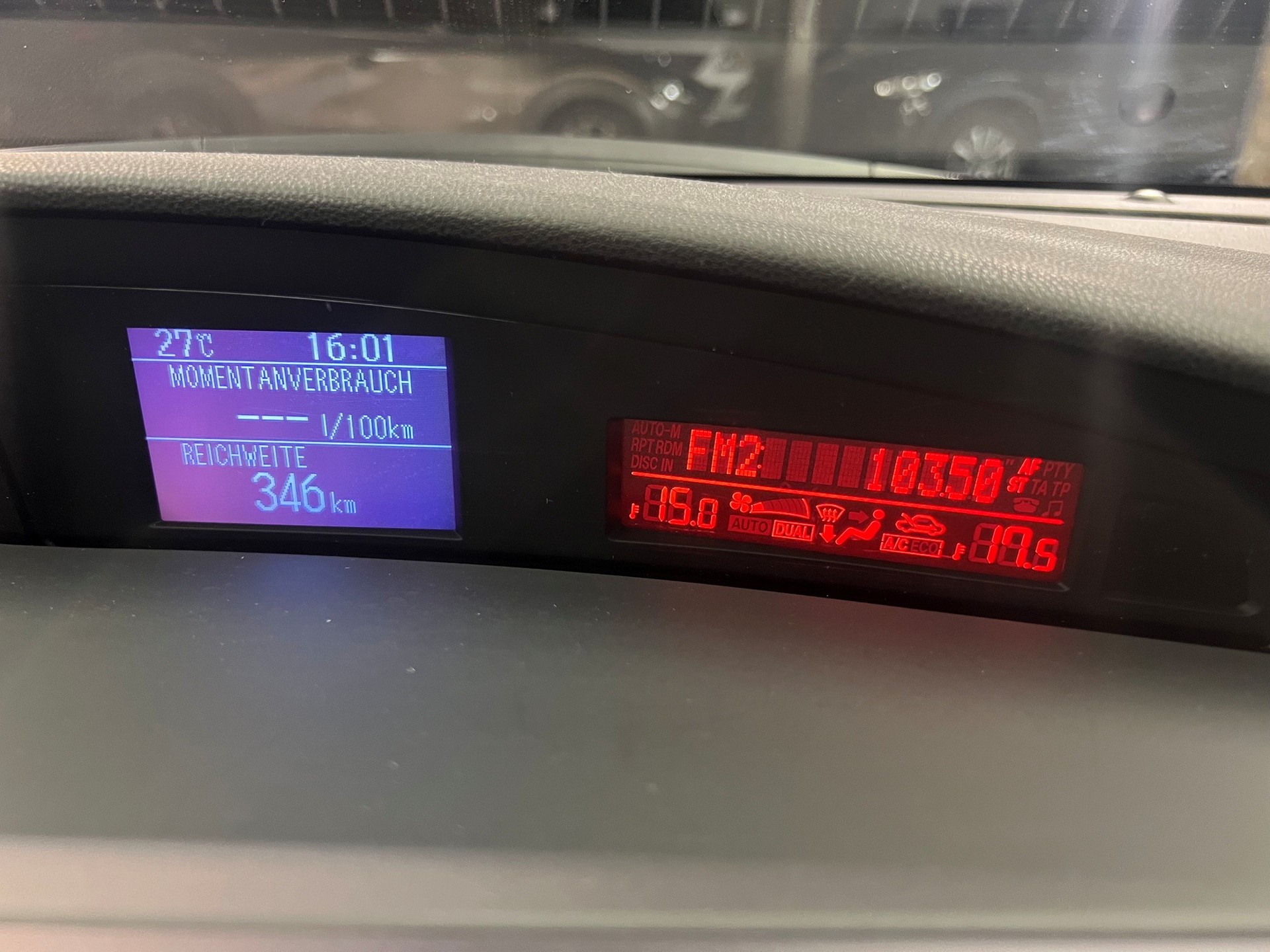 MAZDA 3 1.6 16V Exclusive+-image-14