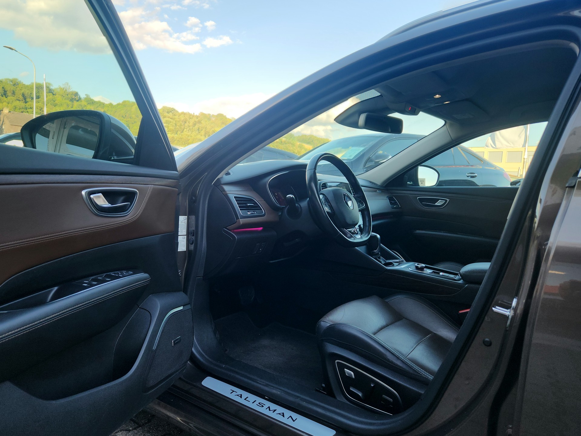 RENAULT Talisman Grandtour 1.6 dCi Intens EDC (CH)-image-3