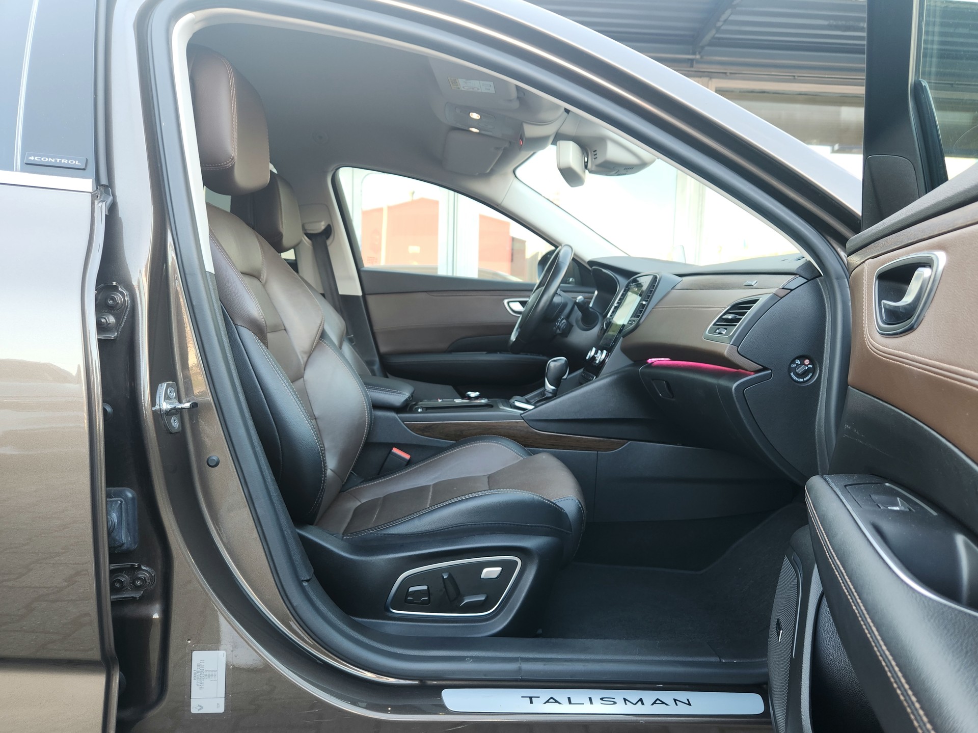 RENAULT Talisman Grandtour 1.6 dCi Intens EDC (CH)-image-9
