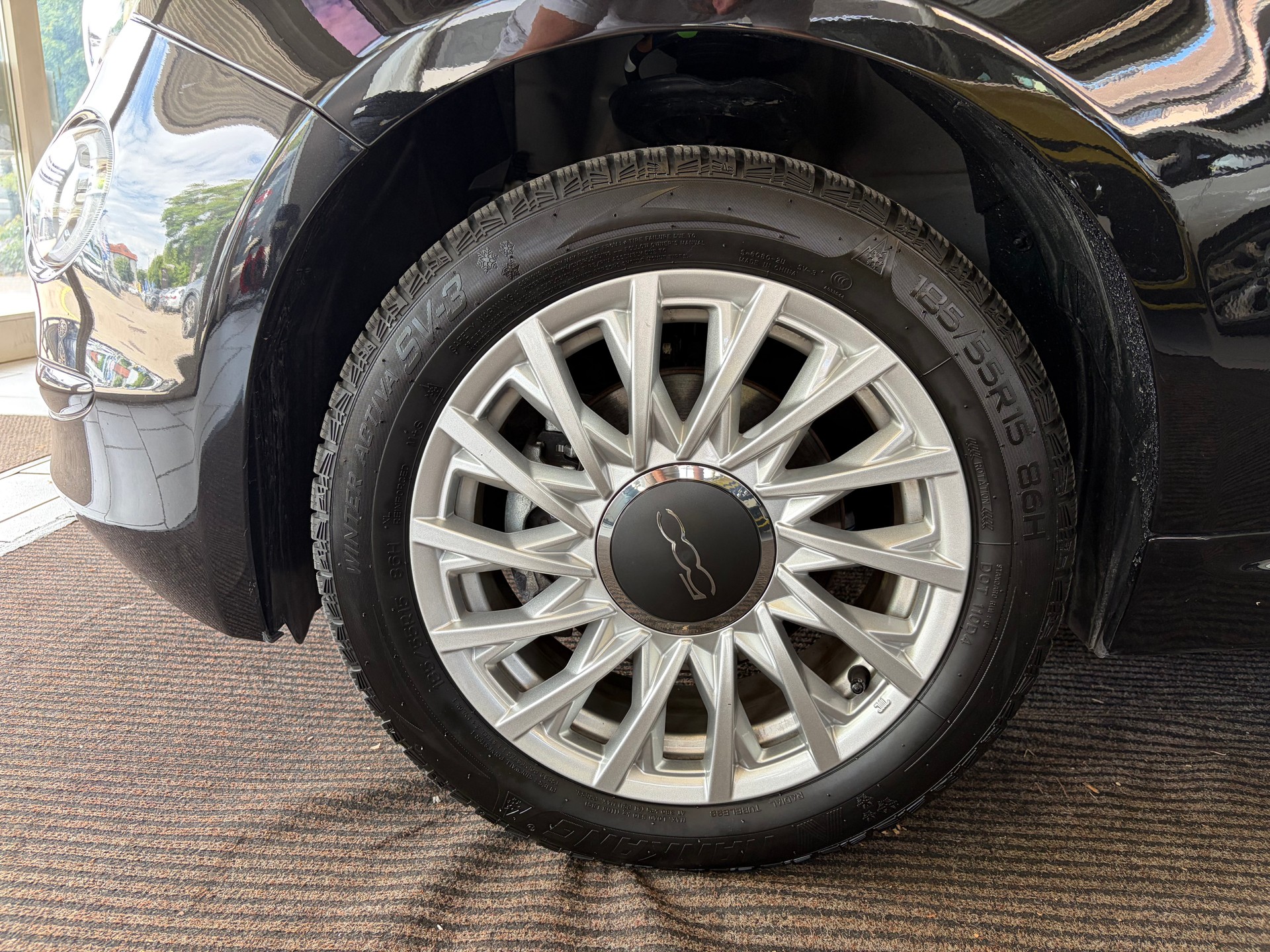 FIAT 500 1.0 N3 MildHybrid Lounge | CH Fahrzeug mit Werksgarantie |-image-9