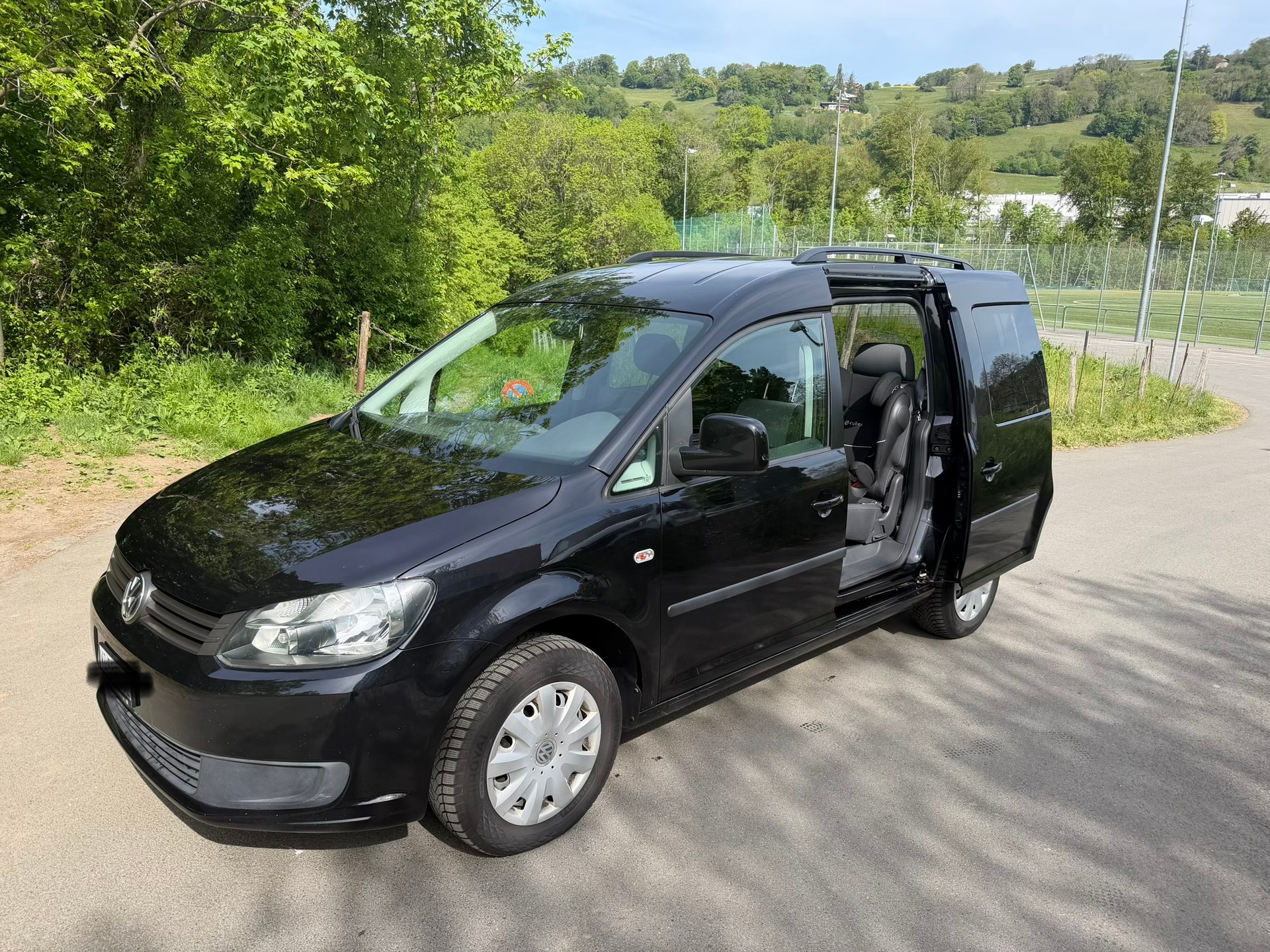 VW Caddy 1.6 TDI Blue Motion TechnologyTrendline-image-0