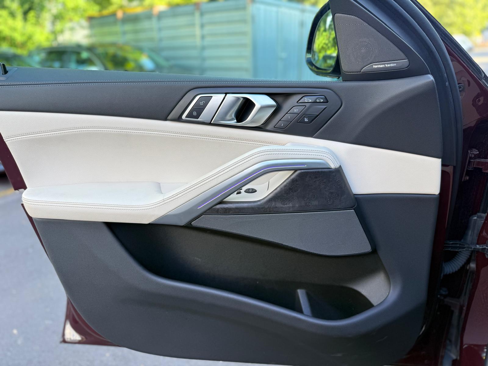 BMW X6 xDrive 48V 40d Steptronic M Sport-image-9