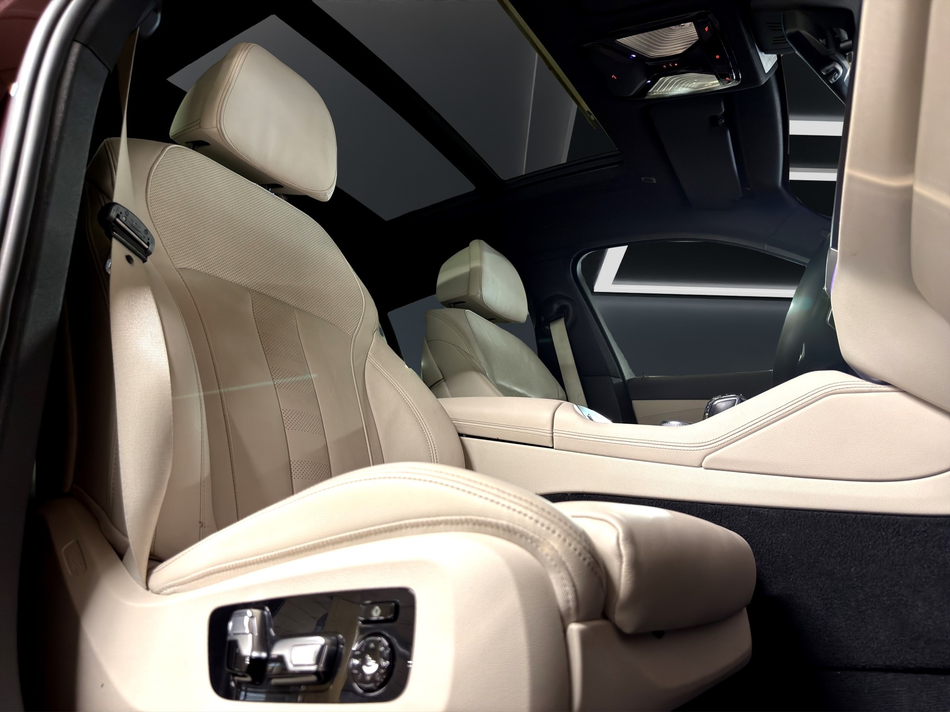 BMW X6 xDrive 48V 40d Steptronic M Sport-image-12