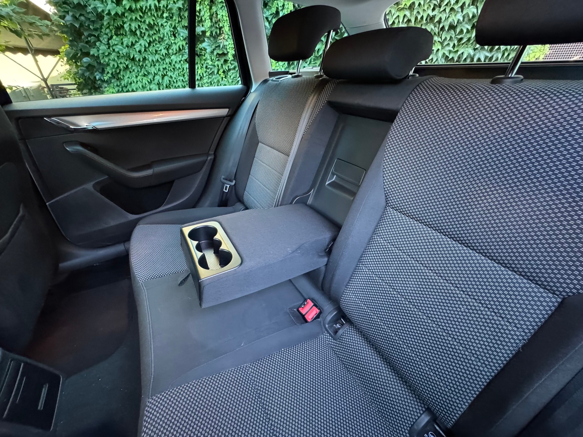 SKODA 1.8 TSI Swiss Joy DSG-image-14