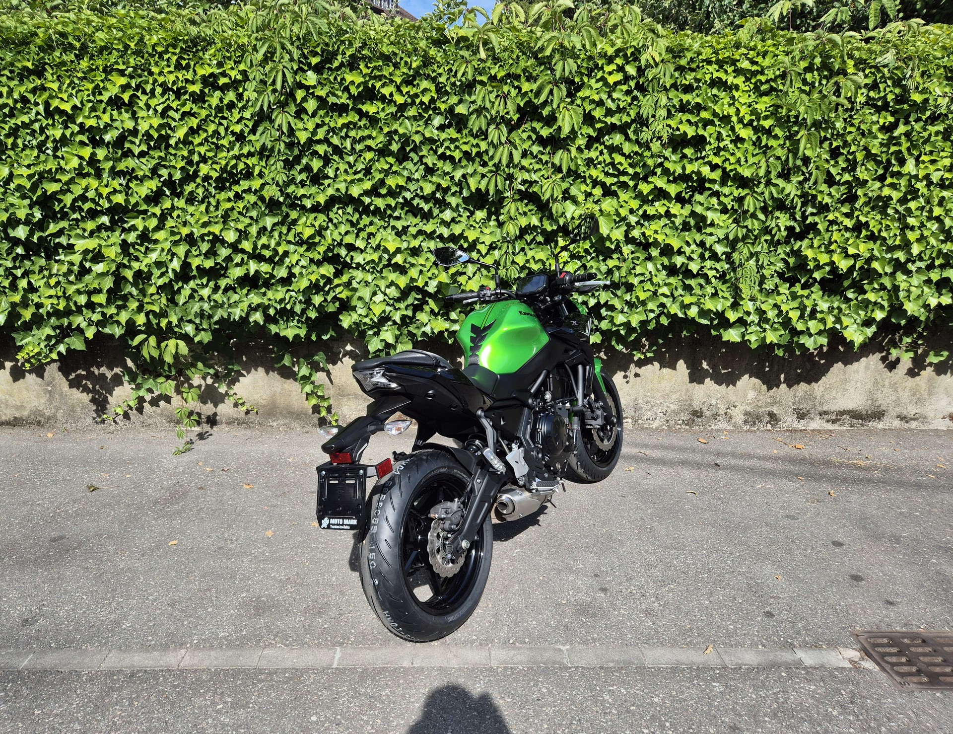 KAWASAKI Z 650 (35kW)-showroom-element-1