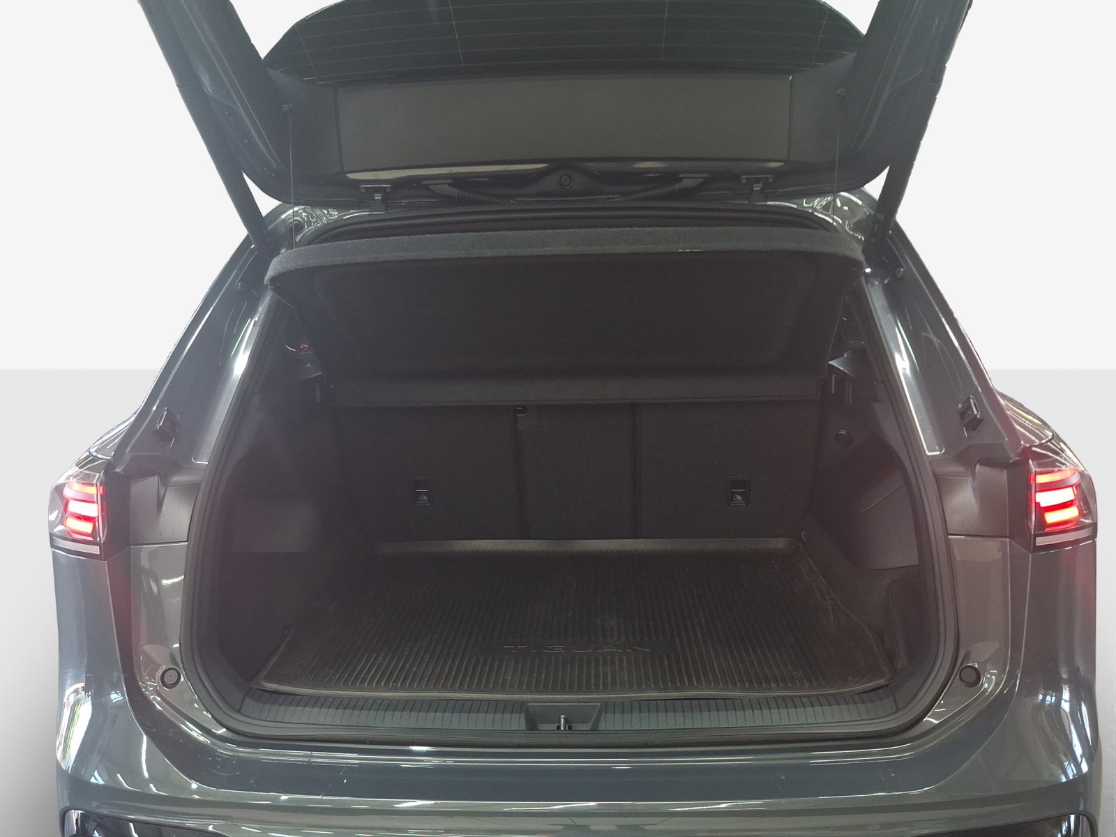 VW Tiguan 1.5 TSI evo2 mHEV R-Line DSG-image-12