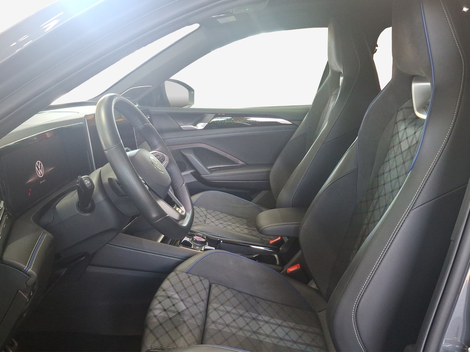 VW Tiguan 1.5 TSI evo2 mHEV R-Line DSG-image-7