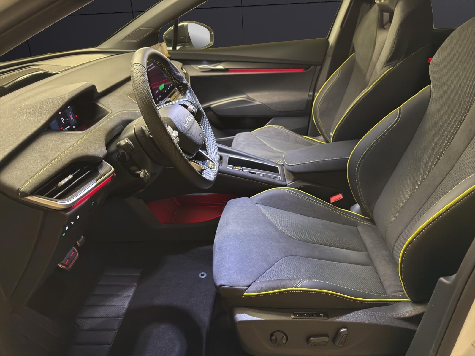SKODA Elroq RS 4x4-image-9