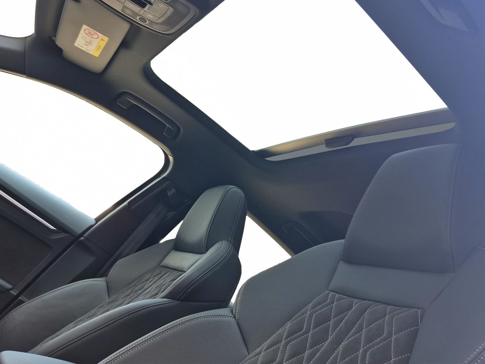 AUDI S3 Sportback 2.0 TFSI quattro S-tronic *Schiebdach, B&O, Matrix*-image-13