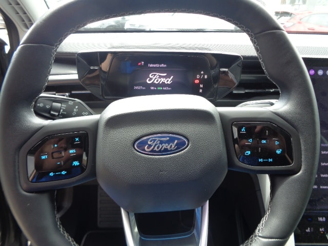 FORD Explorer Extended Range AWD-image-5