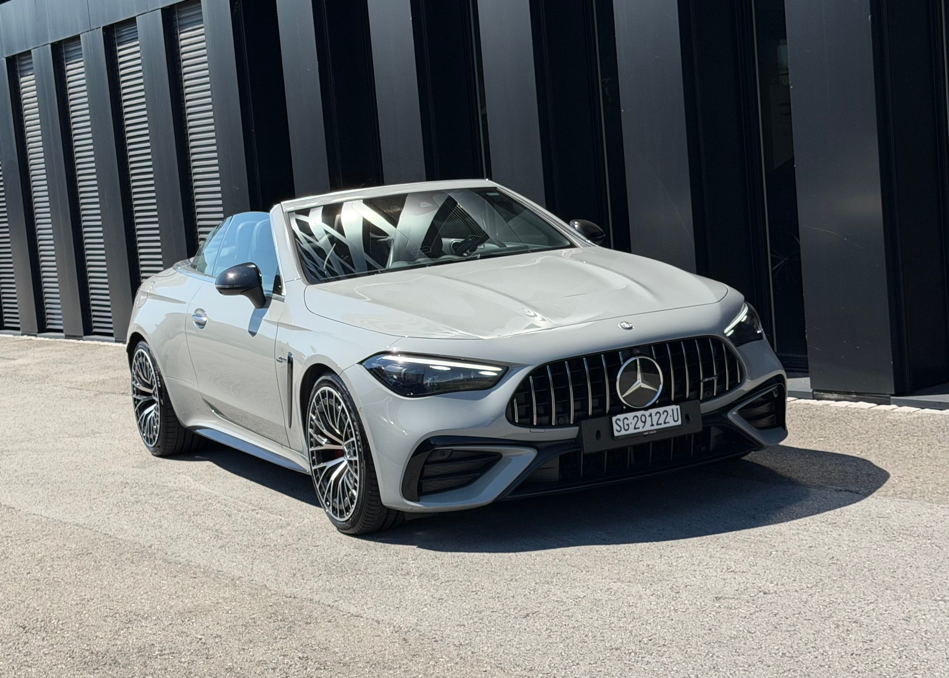 MERCEDES-BENZ CLE AMG 53 Cabrio 4Matic♦️Massagesitze*Topausstattung*NP CHF 132`670.-♦️-image-13
