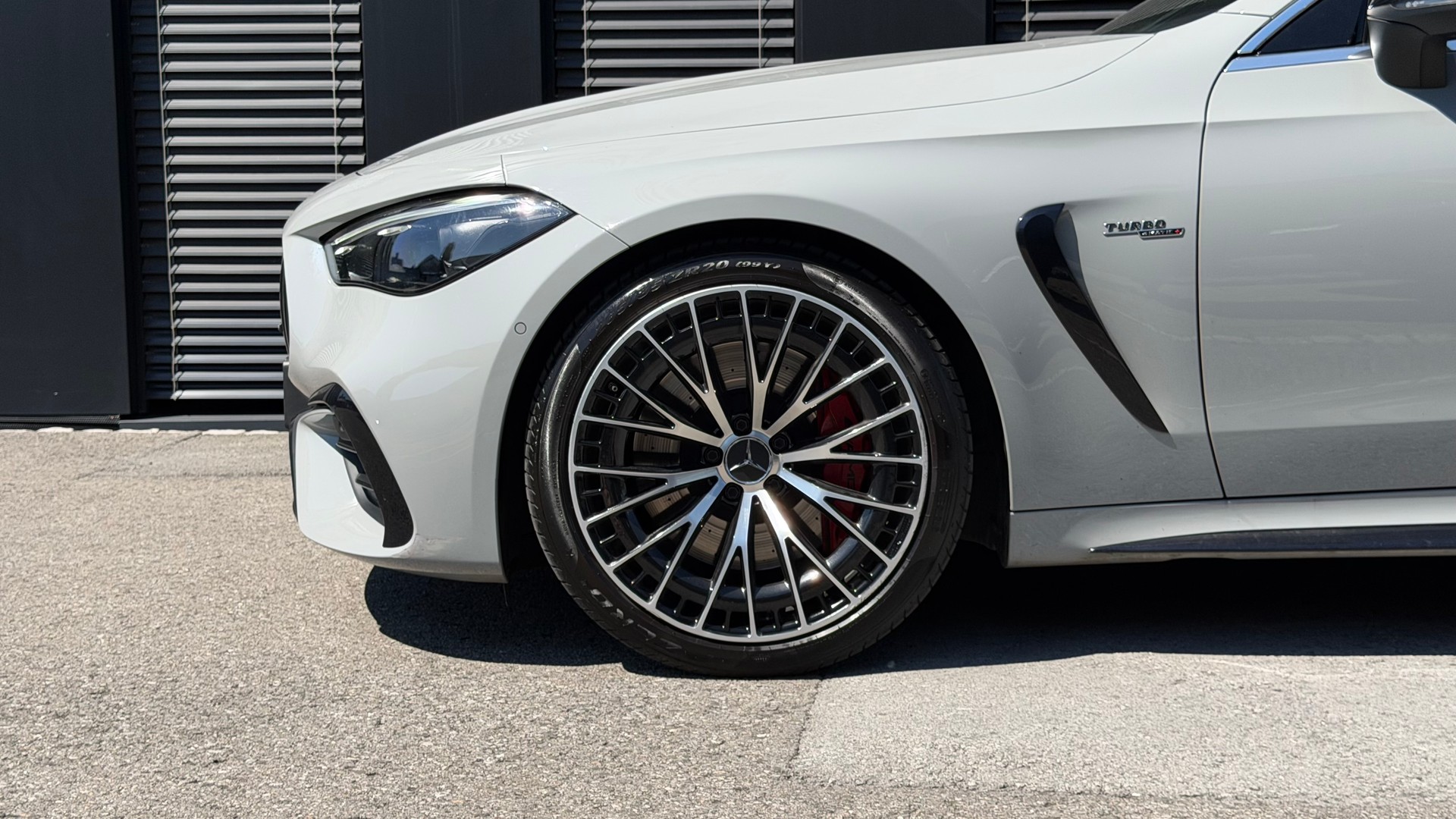 MERCEDES-BENZ CLE AMG 53 Cabrio 4Matic♦️Massagesitze*Topausstattung*NP CHF 132`670.-♦️-image-3
