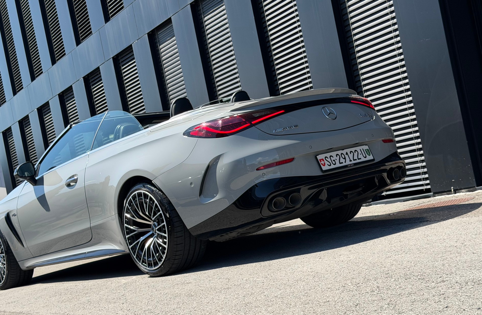 MERCEDES-BENZ CLE AMG 53 Cabrio 4Matic♦️Massagesitze*Topausstattung*NP CHF 132`670.-♦️-image-4