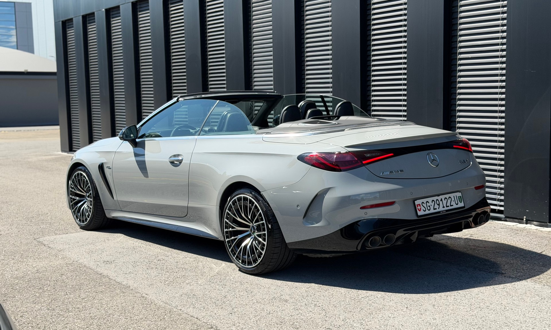 MERCEDES-BENZ CLE AMG 53 Cabrio 4Matic♦️Massagesitze*Topausstattung*NP CHF 132`670.-♦️-image-1