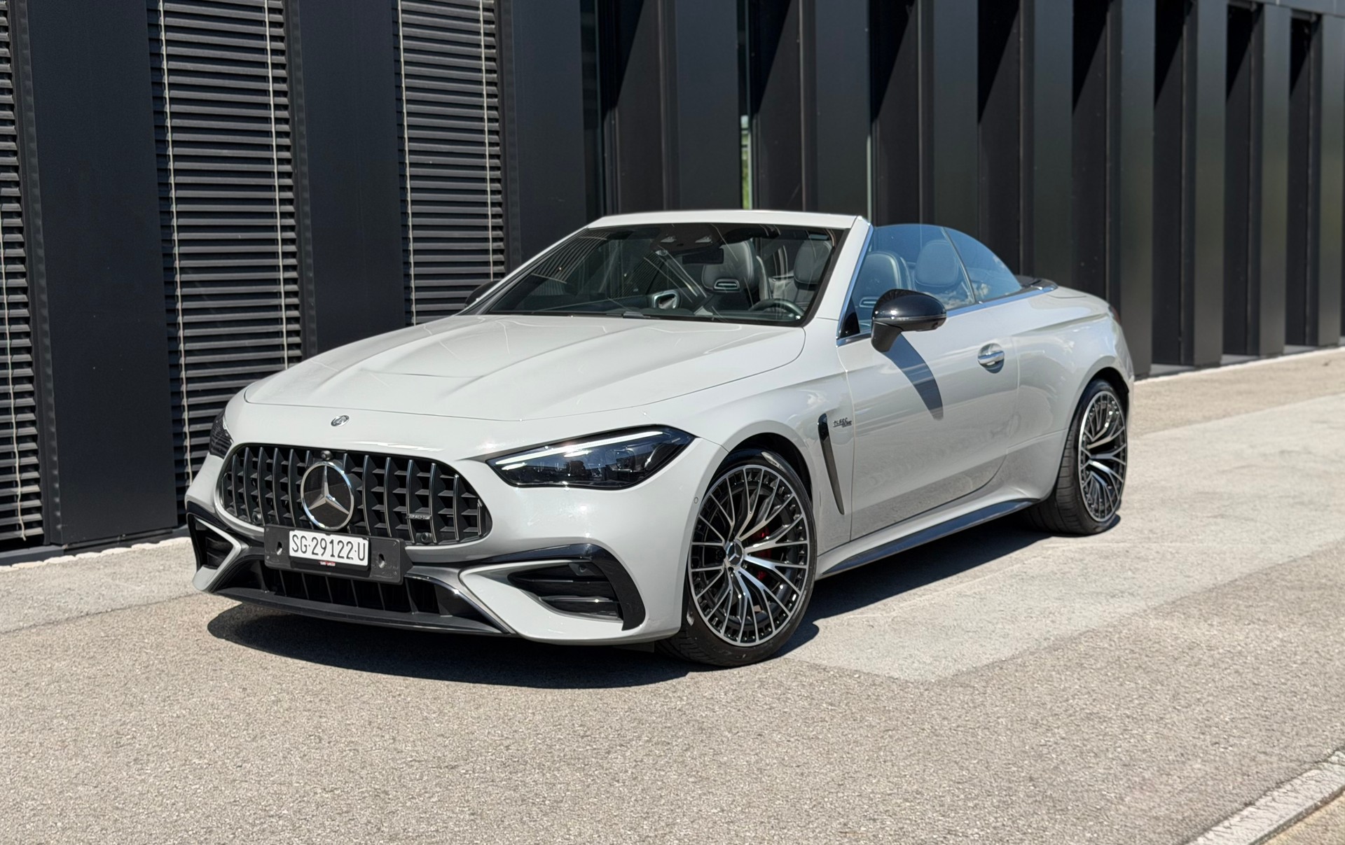 MERCEDES-BENZ CLE AMG 53 Cabrio 4Matic♦️Massagesitze*Topausstattung*NP CHF 132`670.-♦️-image-0