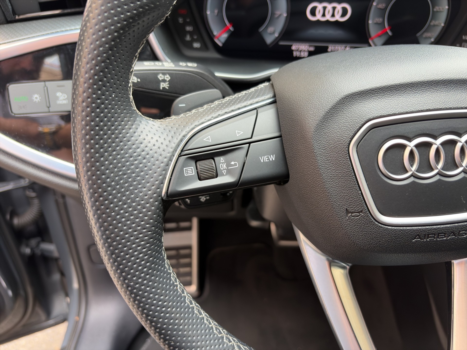 AUDI Q3 35 TFSI advanced Attraction S-tronic-image-18