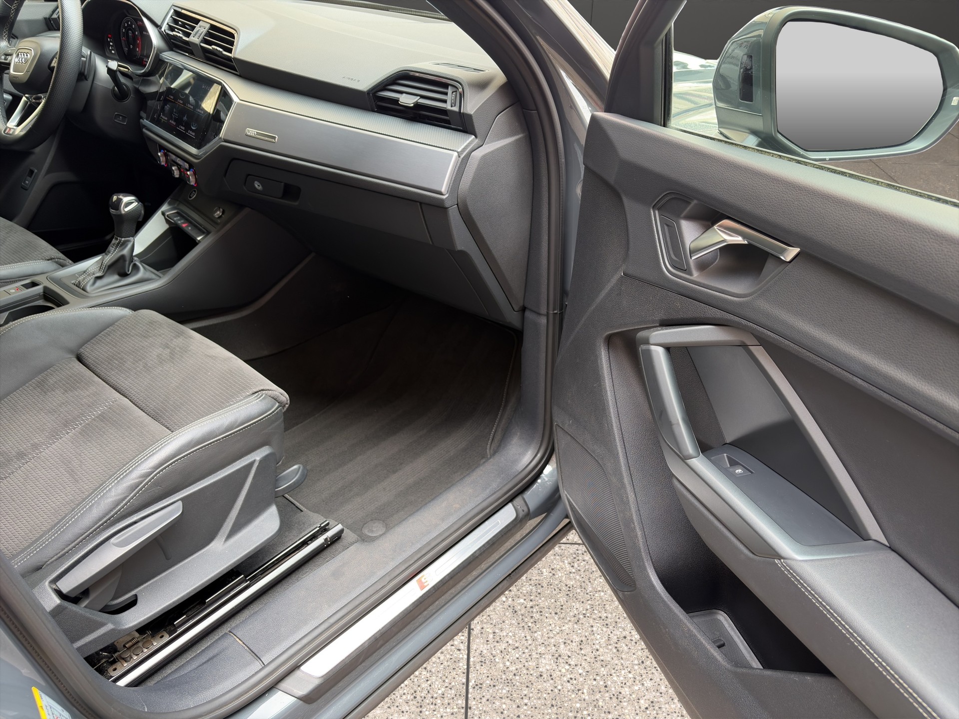 AUDI Q3 35 TFSI advanced Attraction S-tronic-image-10