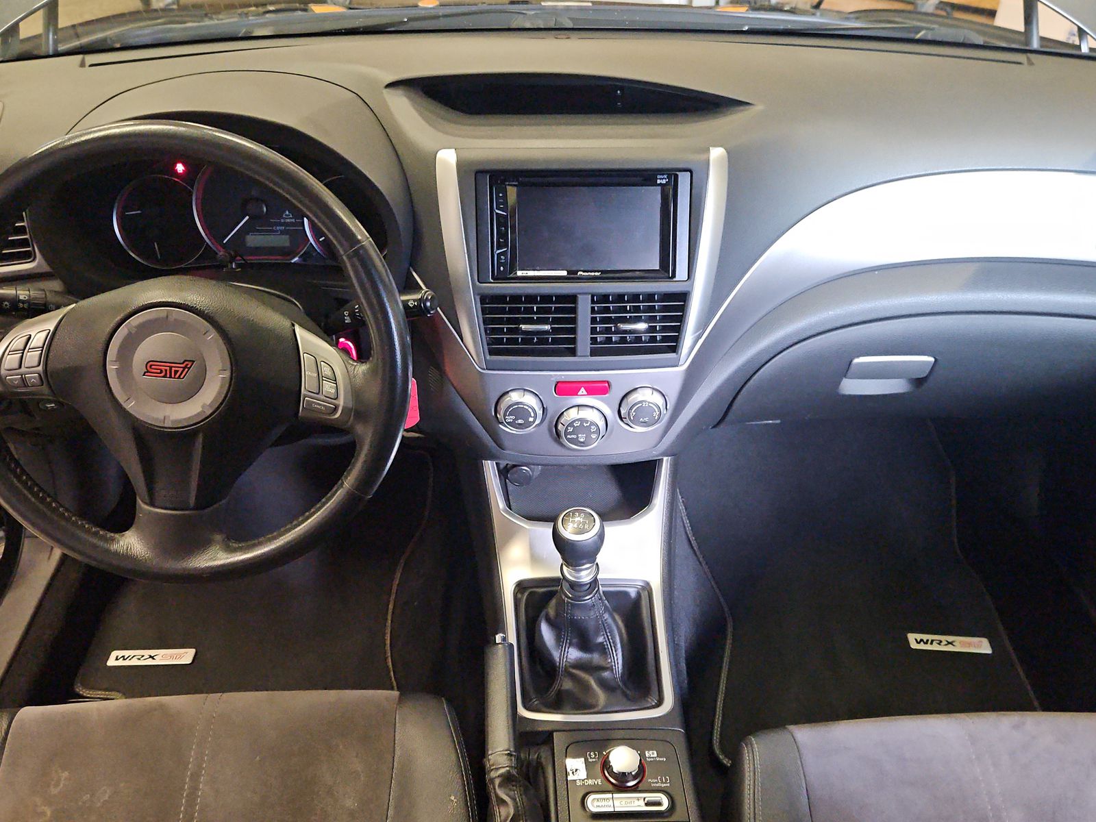 SUBARU WRX STI HB 2.5 T Sport-image-8
