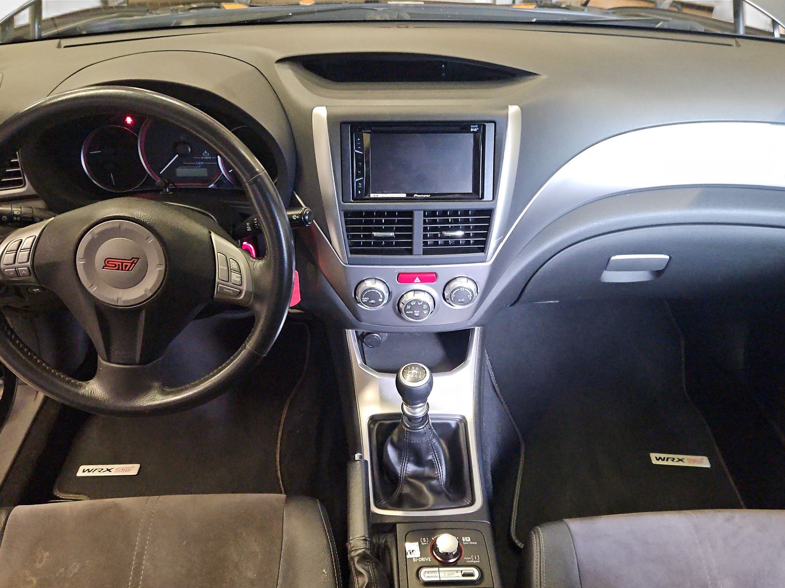 SUBARU WRX STI HB 2.5 T Sport-image-8