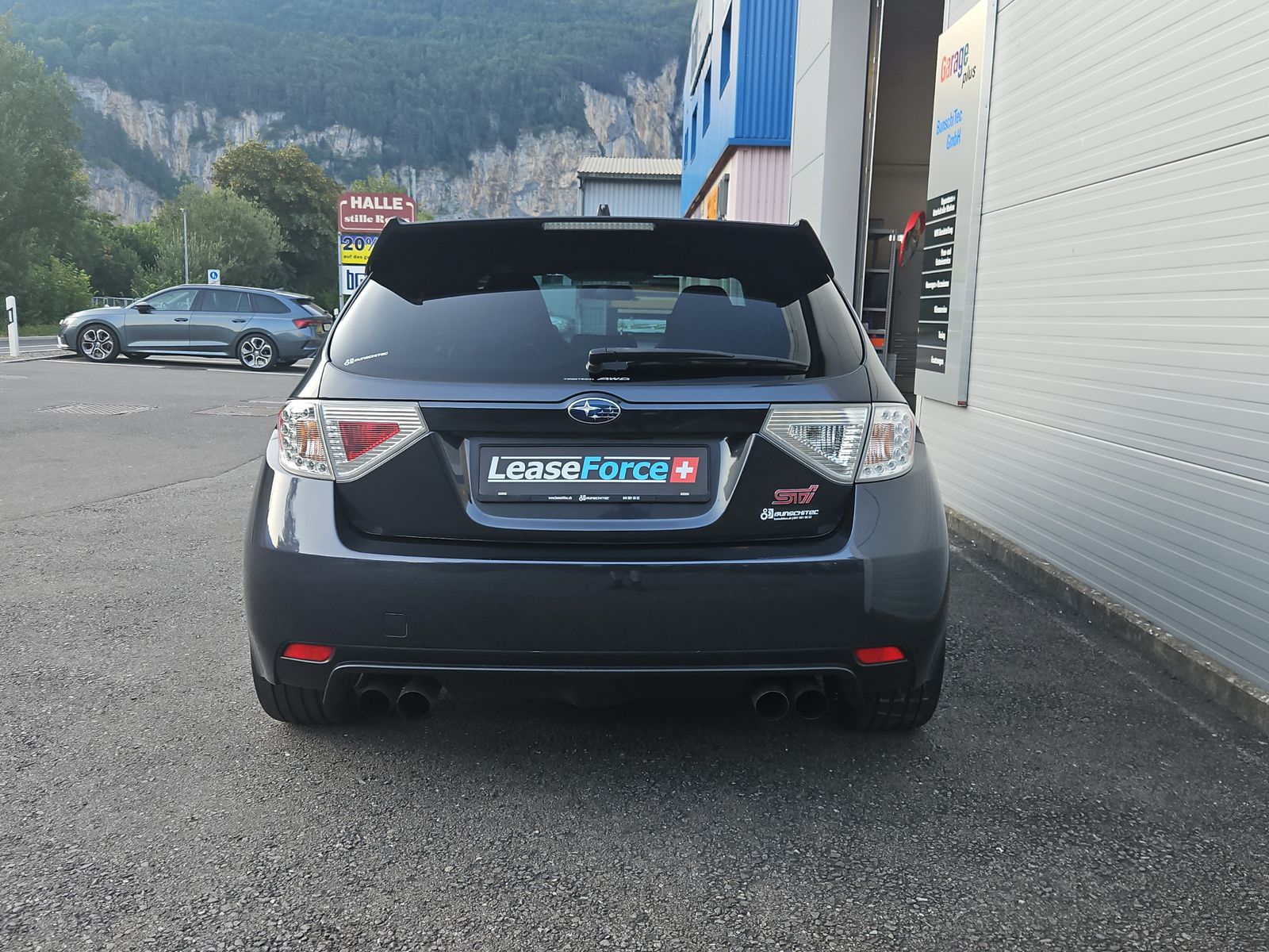 SUBARU WRX STI HB 2.5 T Sport-showroom-element-3
