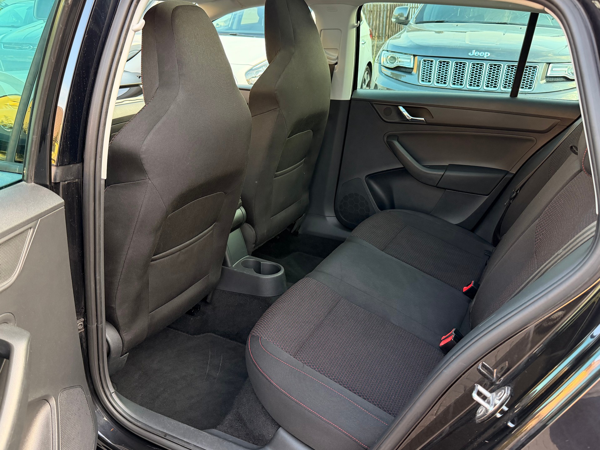 SKODA Rapid Spaceback 1.4 TSI Elegance DSG-image-19