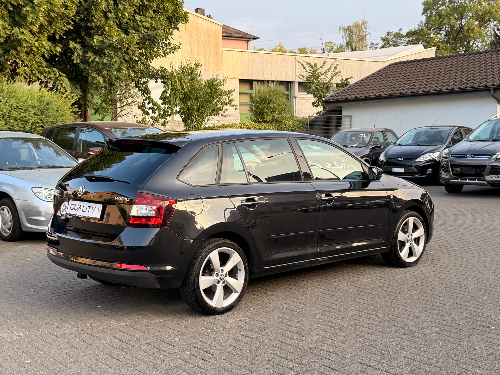 SKODA Rapid Spaceback 1.4 TSI Elegance DSG-image-3