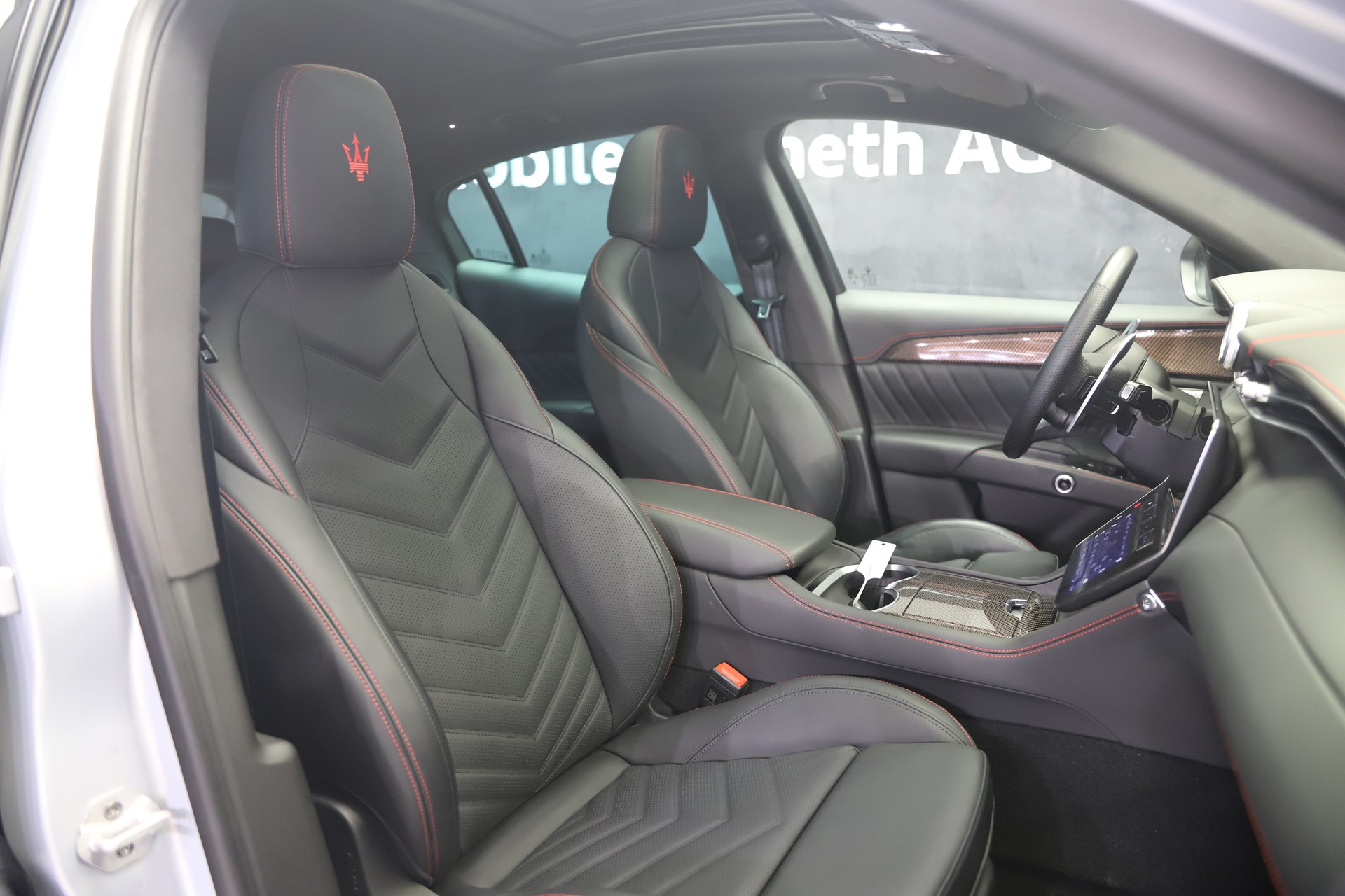 MASERATI Grecale 2.0 MHEV Modena Hybrid Automatica-image-9