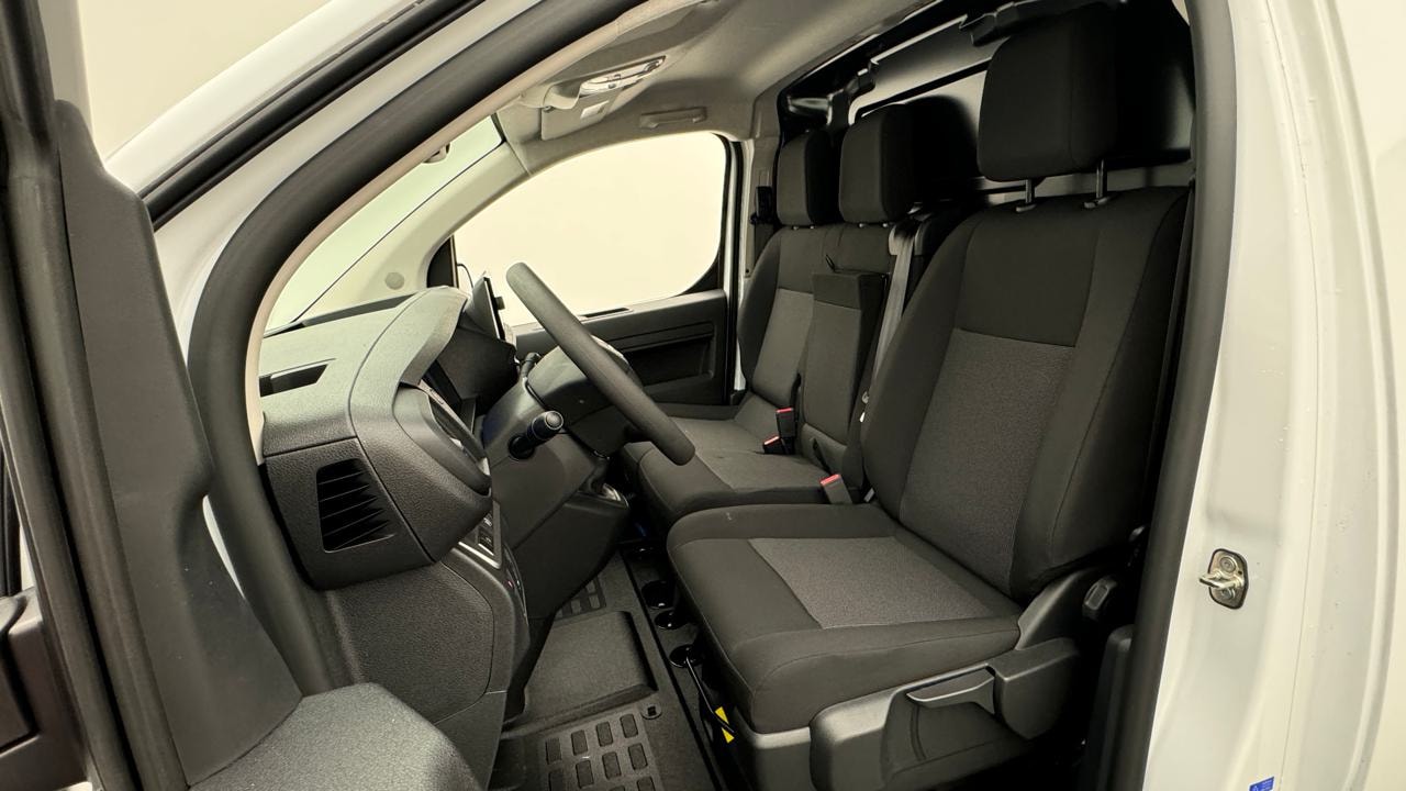 OPEL Vivaro Cargo 1.5 D s/s M-image-4