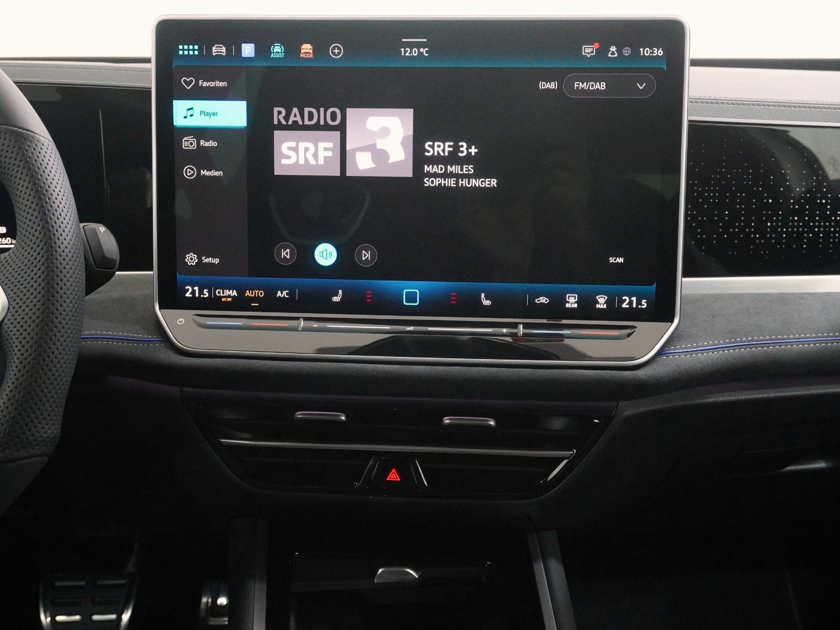VW Passat Variant 2.0 TSI R-Line 4Motion DSG-image-22