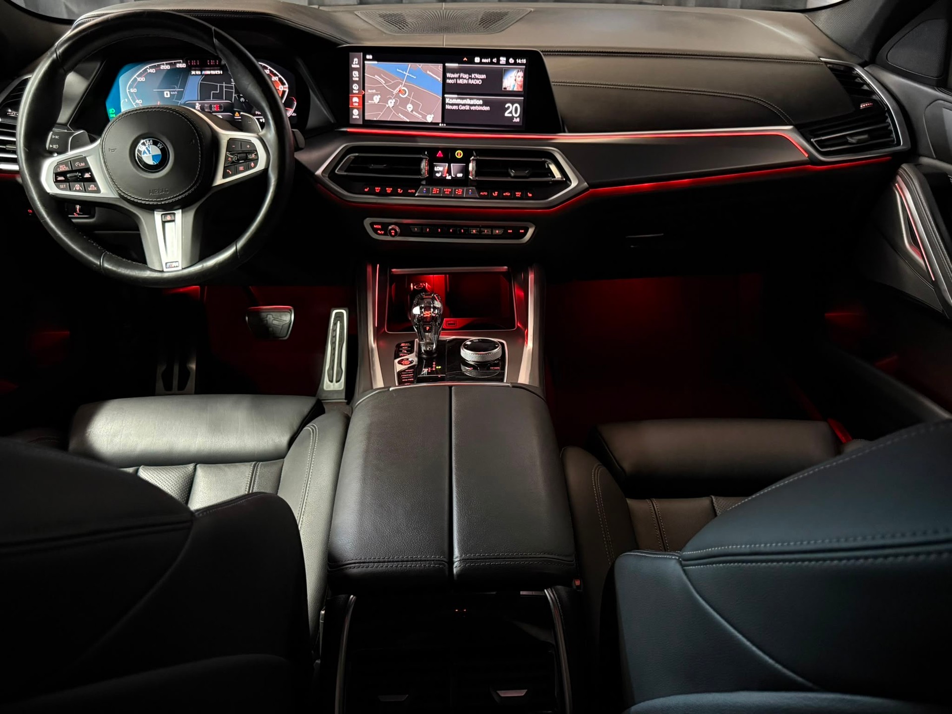 BMW X6 M50i Steptronic M Sport / Panoramadach / Laserlicht / Pack technology / M Chassis Adaptive etc..-image-15