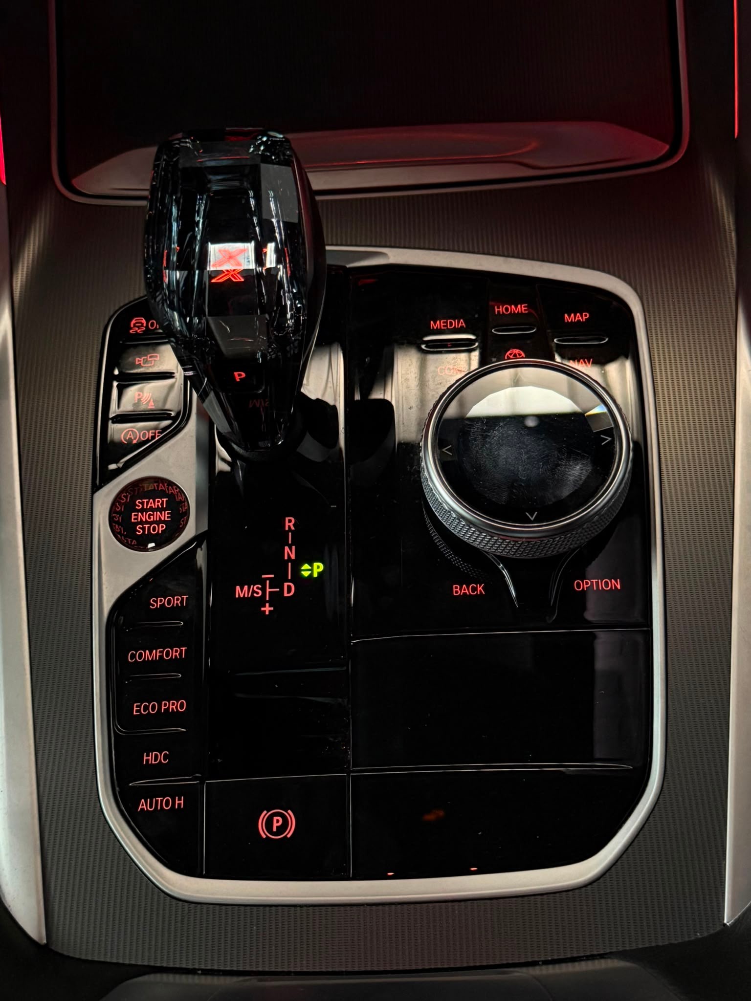 BMW X6 M50i Steptronic M Sport / Panoramadach / Laserlicht / Pack technology / M Chassis Adaptive etc..-image-20
