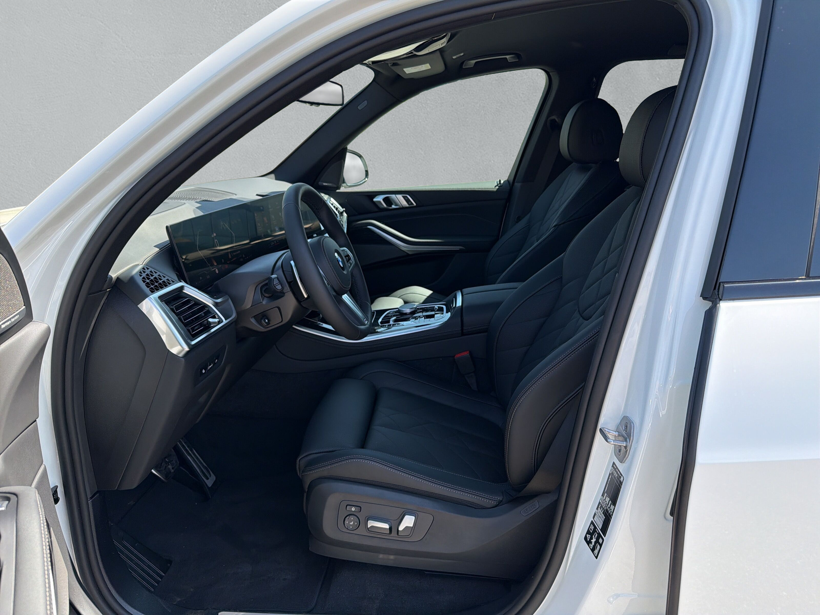 BMW X5 xDrive 48V 30d M Sport Steptronic-image-11