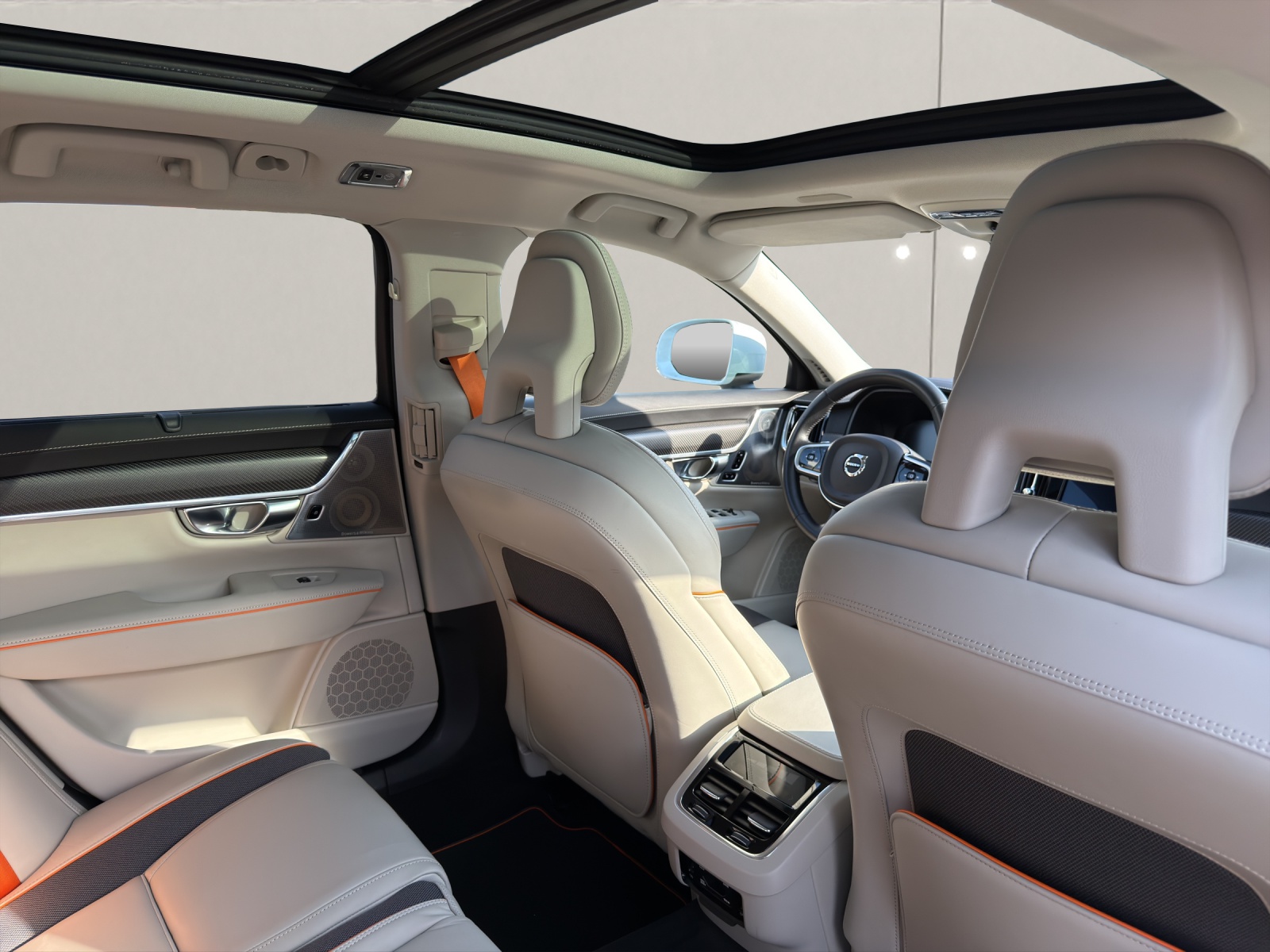 VOLVO V90 Cross Country 2.0 D5 Ocean Race AWD-image-15