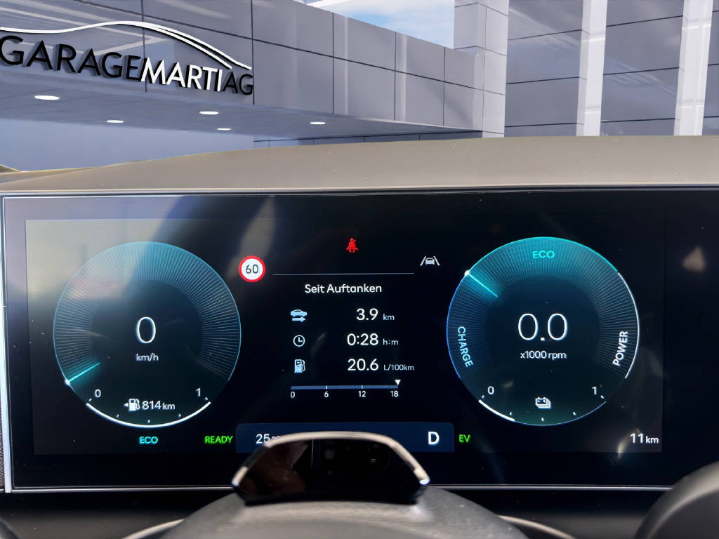 HYUNDAI TUCSON 1.6 T-GDi Hybrid Origo Blackline 4WD-image-13