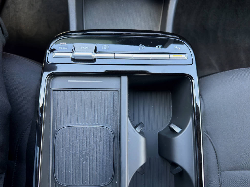 HYUNDAI TUCSON 1.6 T-GDi Hybrid Origo Blackline 4WD-image-15