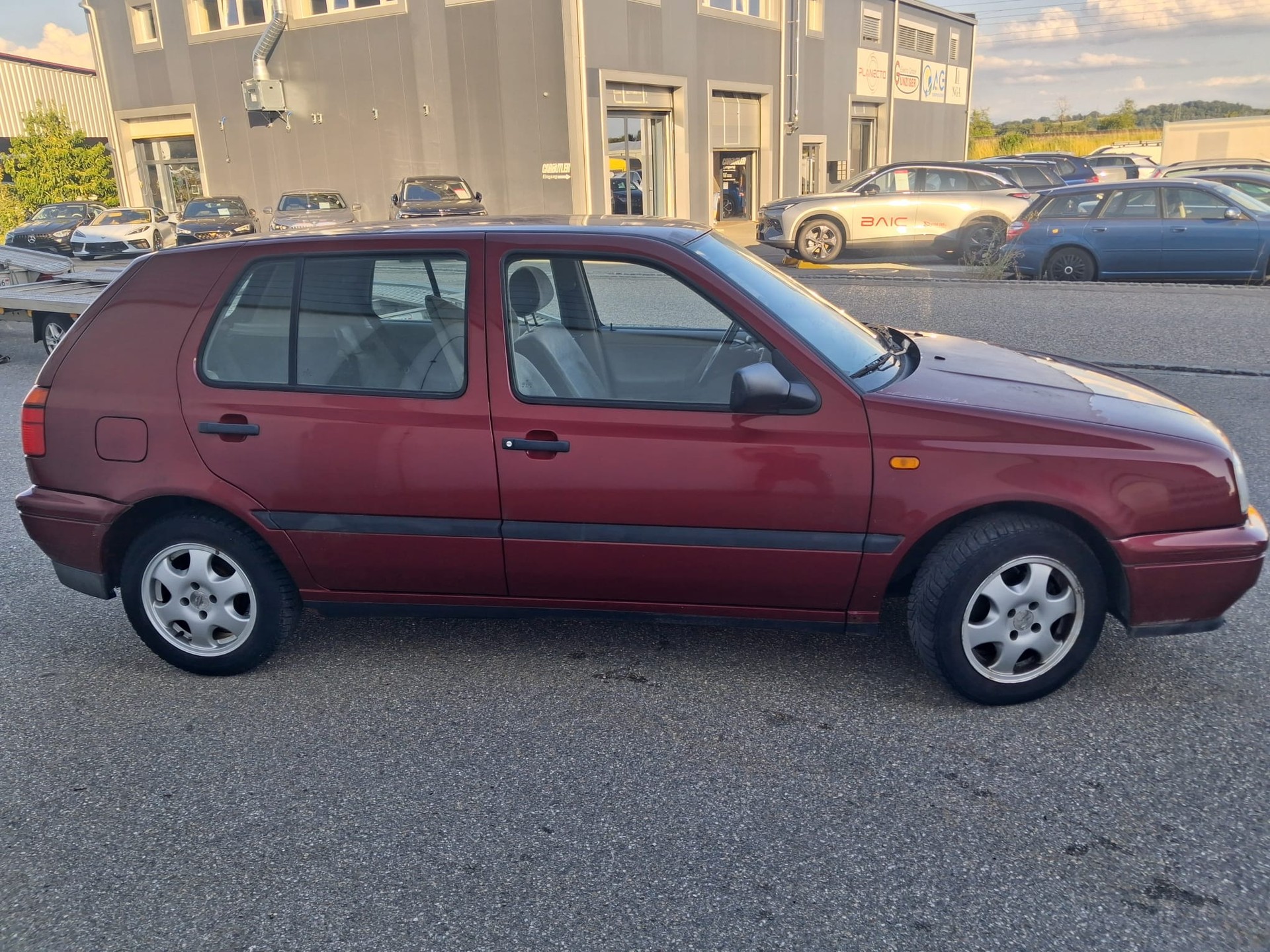 VW Golf 1800 Swiss Topline-image-3