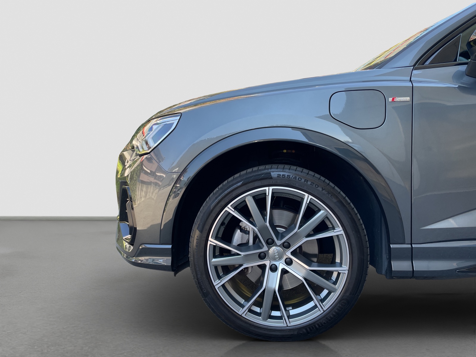 AUDI Q3 Sportback 45 TFSI e S line S-tronic-image-4