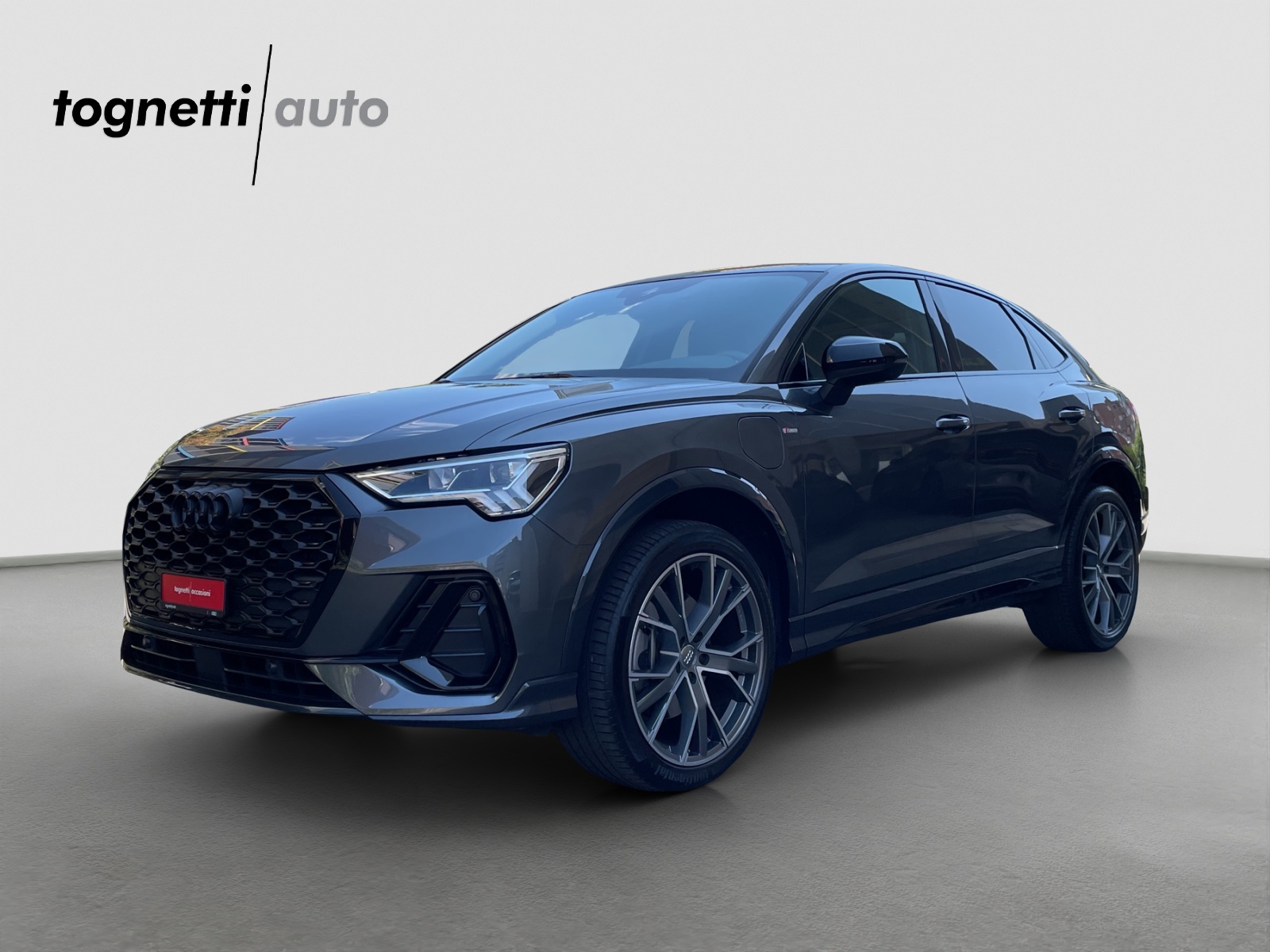 AUDI Q3 Sportback 45 TFSI e S line S-tronic-image-0