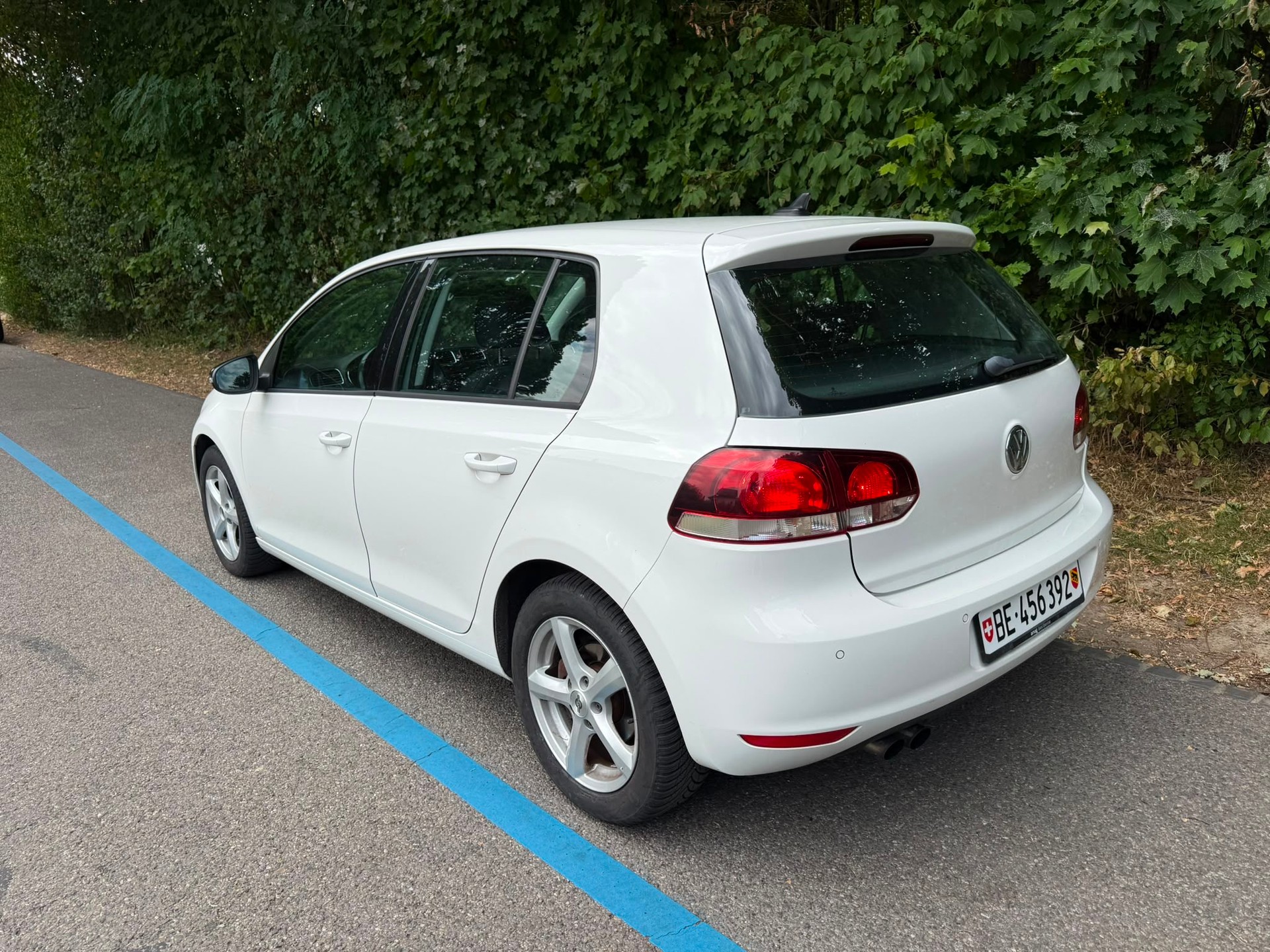 VW Golf 2.0 TDI Highline 4Motion-image-5