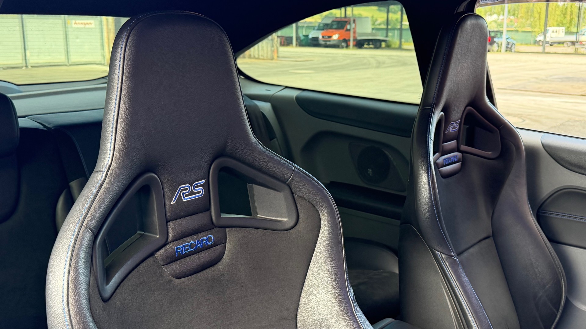 FORD Focus 2.5 Turbo RS-image-12