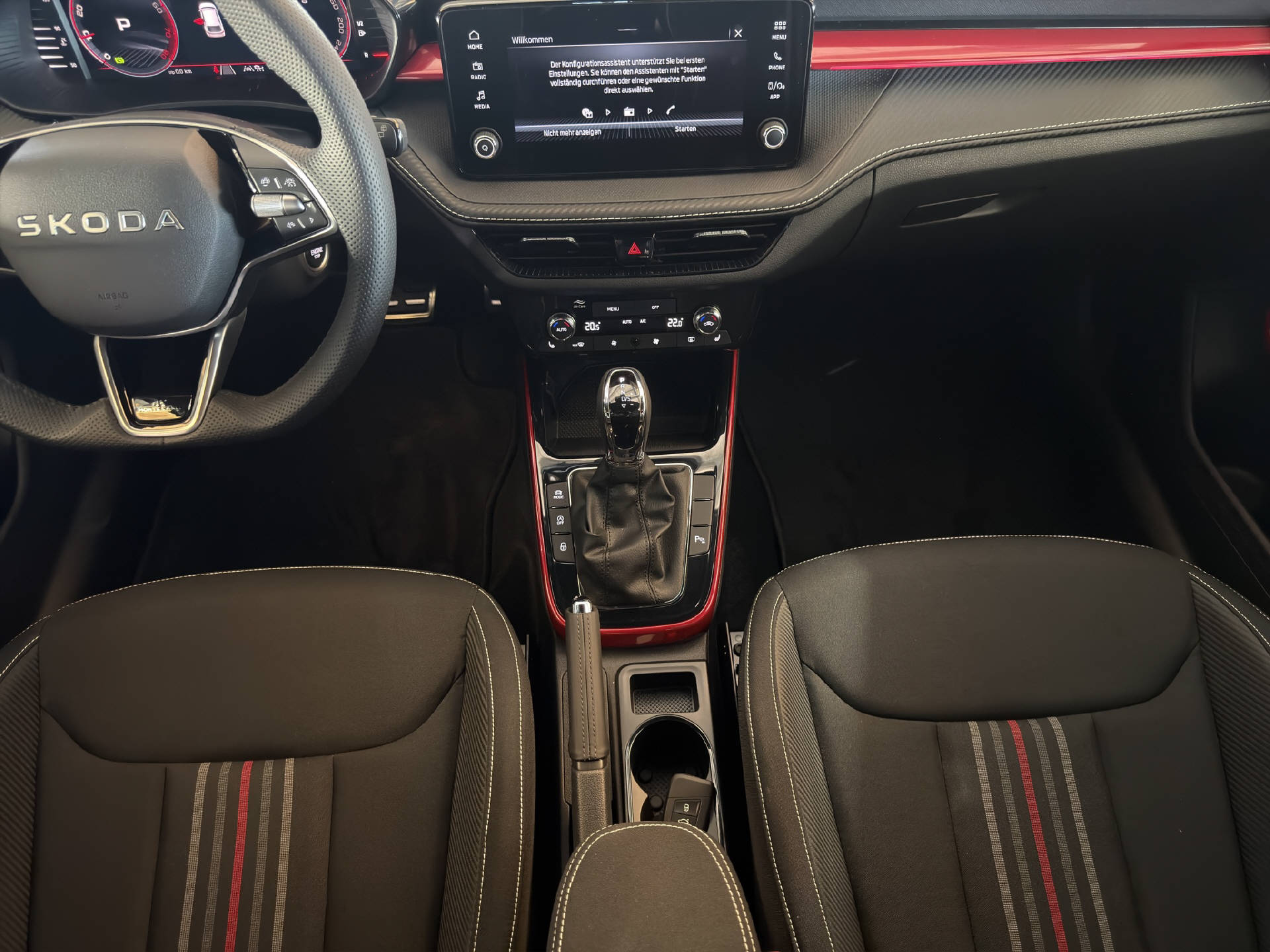 SKODA Fabia 1.0 TSI Monte Carlo DSG-image-13
