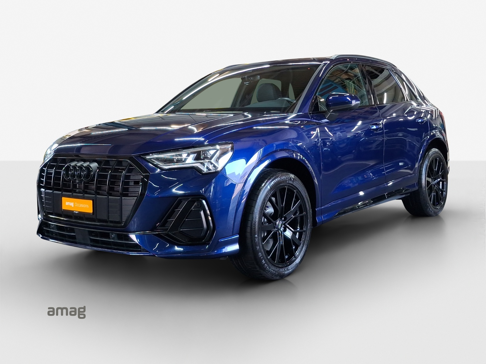 AUDI Q3 40 TFSI S line quattro S-tronic-image-0